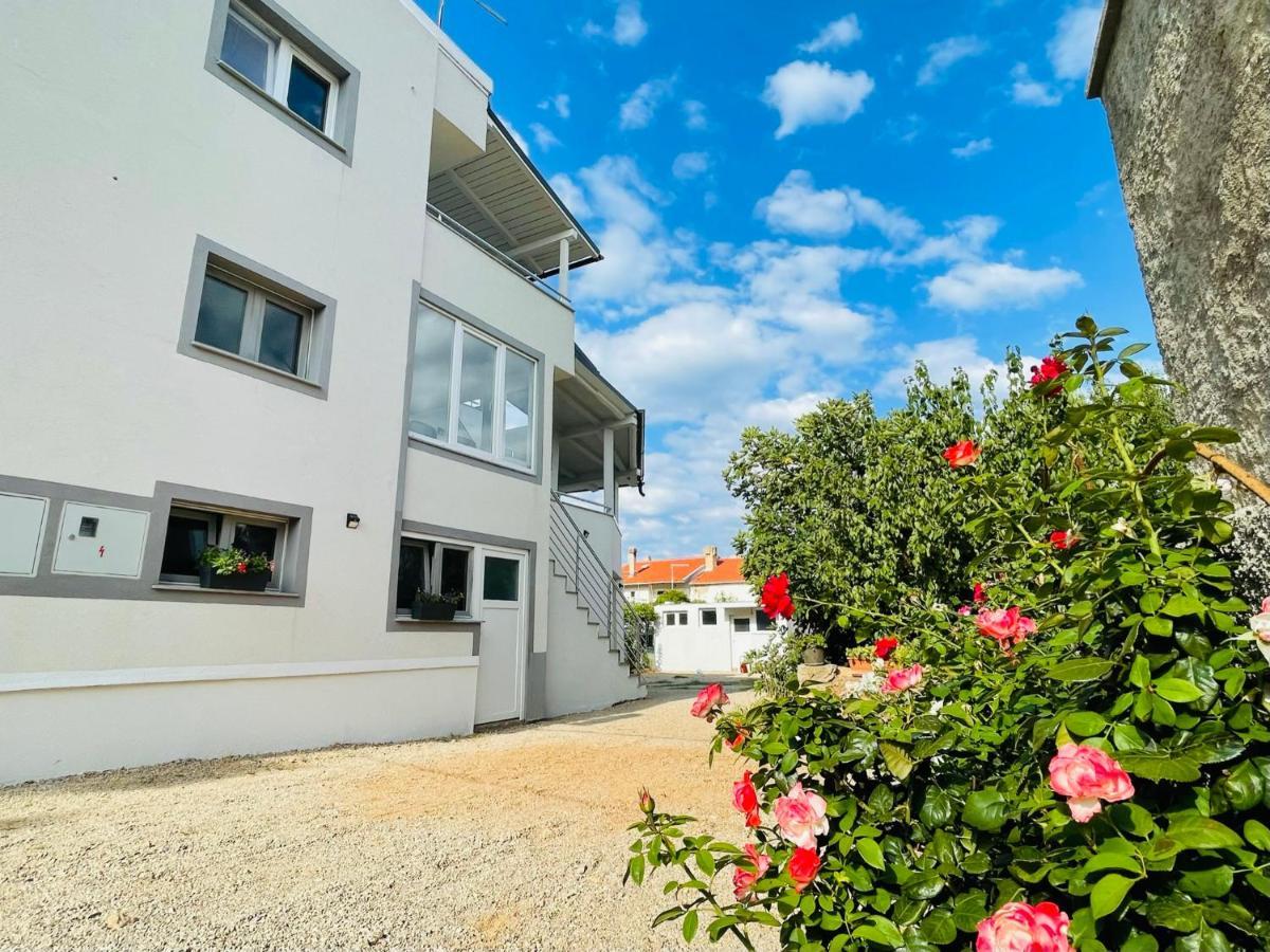 Beauty Living Jasmina Apartamento Punat Exterior foto